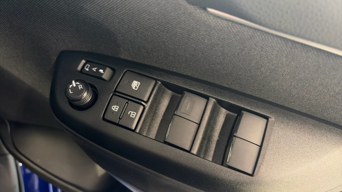 Mazda 2 Hybrid 1.5i Hybrid Homura 5dr CVT Hybrid Hatchback - Image 23